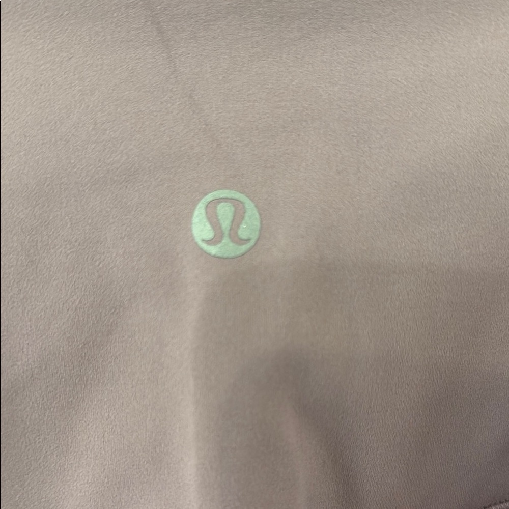 Lululemon Align Leggings 25” with Pockets Lavender Luxe NWT - Picture 4 of 4